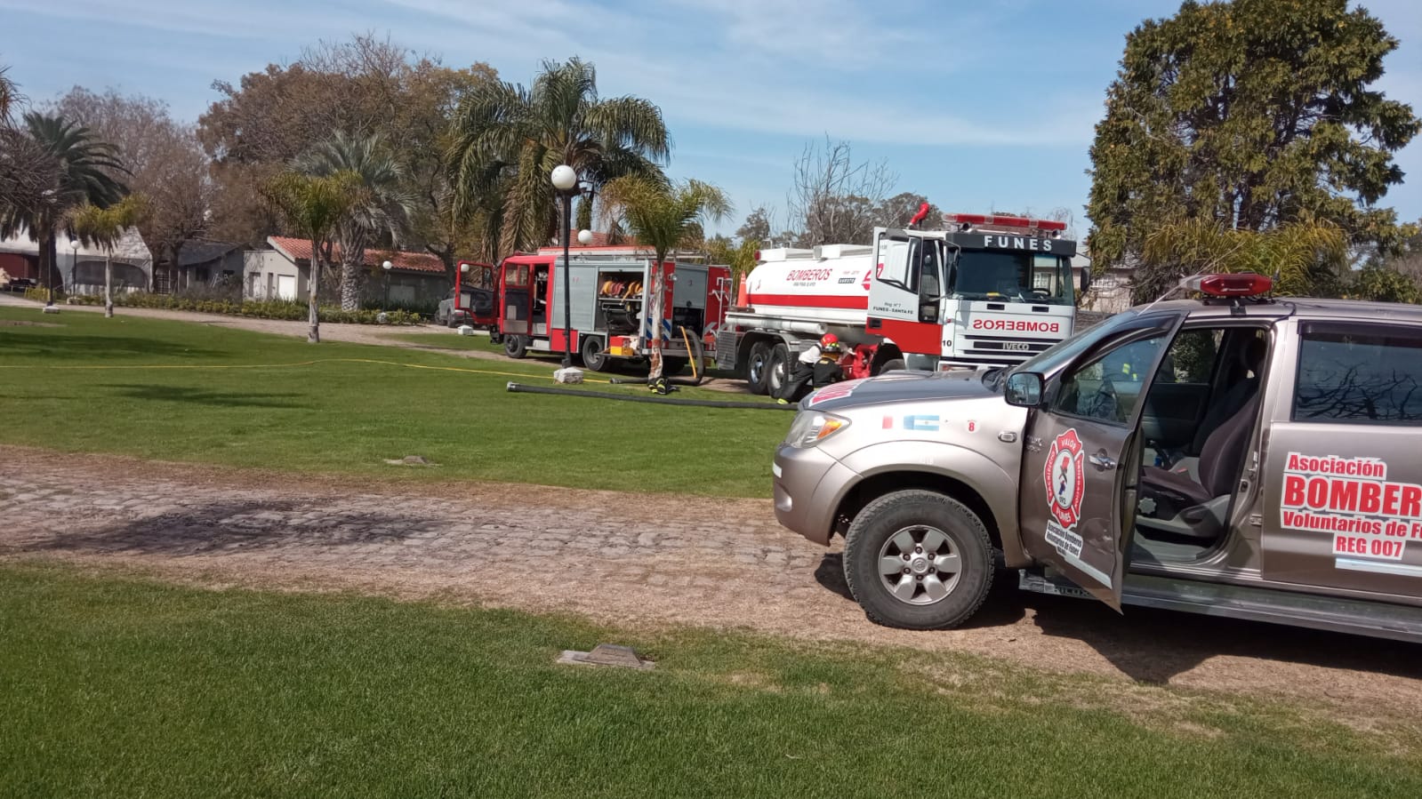 Principio de incendio en un salón de fiestas funense